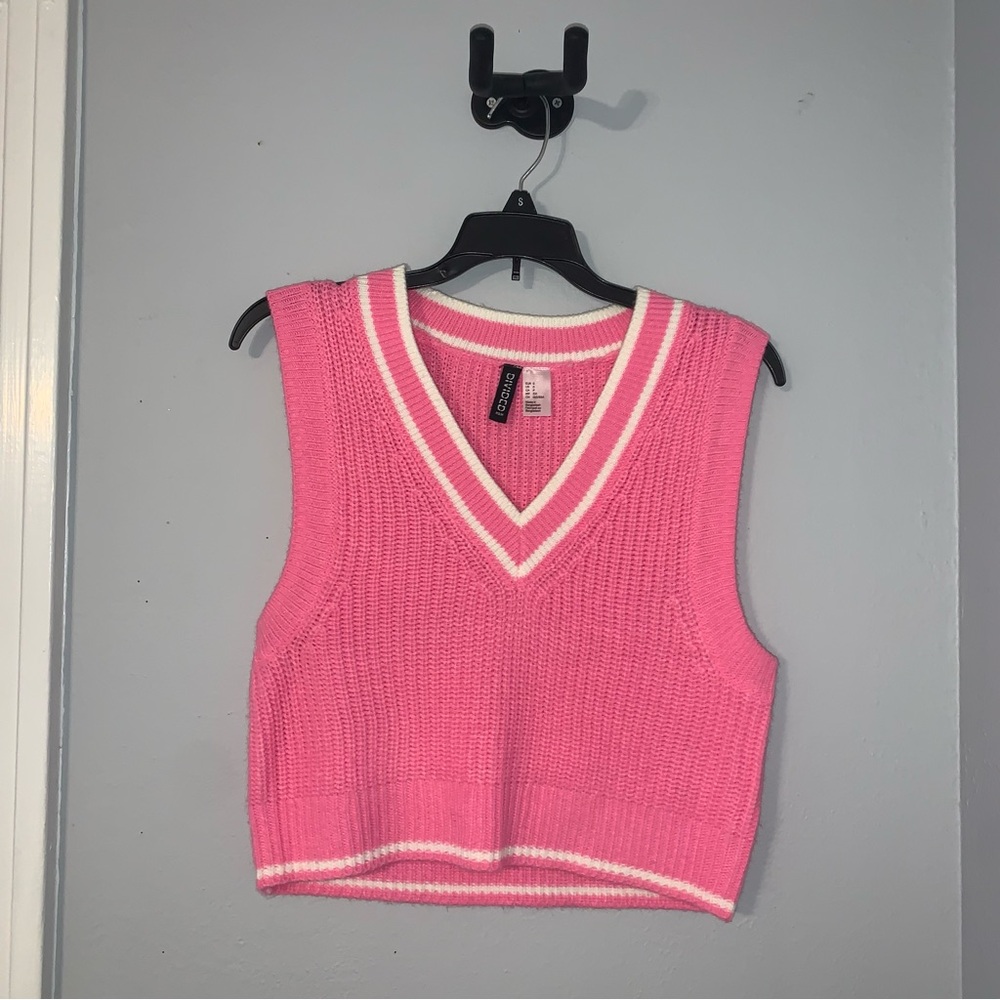 H&M Sweater Vest
